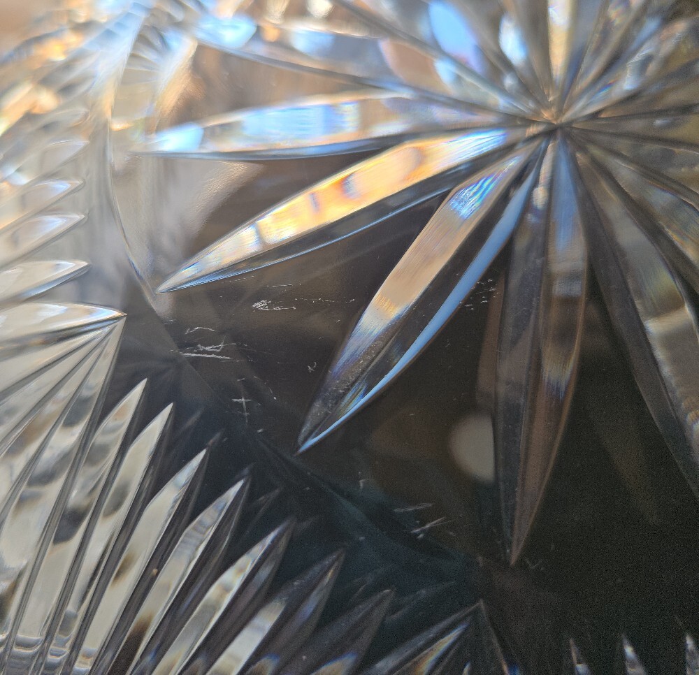 Clear Hand Cut Crystal Vintage Glass Large Salad Or Decorative Bowl - Picture 8 of 12